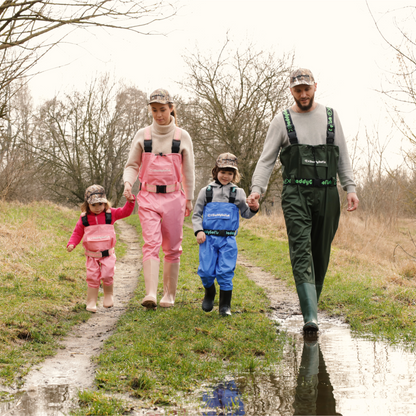 Chest Waders for Kids and Adults, Fishing and Hunting Waders with a Pocket and a Wader Hanger